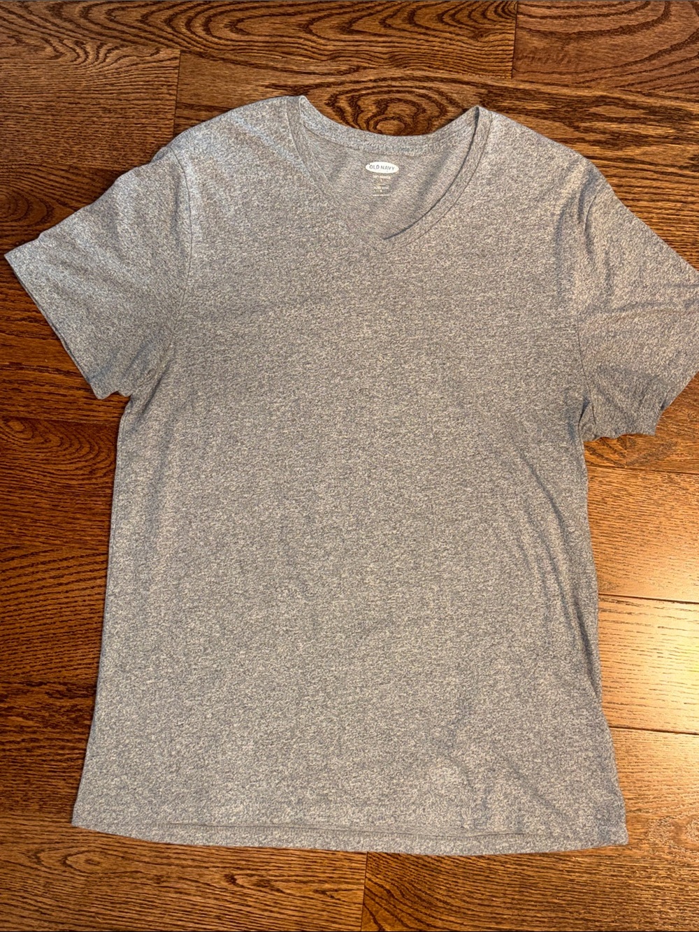 Men’s size large heathered gray Old Navy v-neck t-shirt.